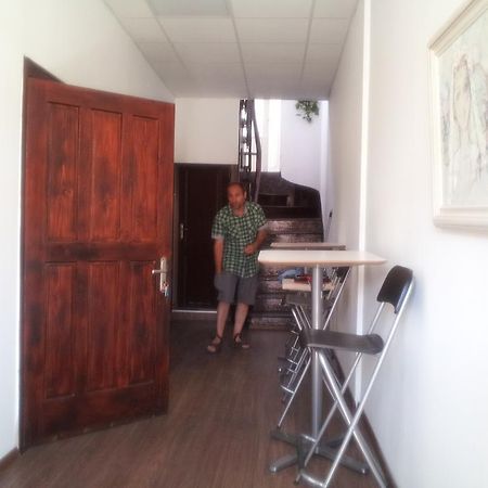 Old House Hostel Burgas ภายนอก รูปภาพ