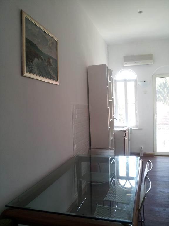Old House Hostel Burgas ภายนอก รูปภาพ