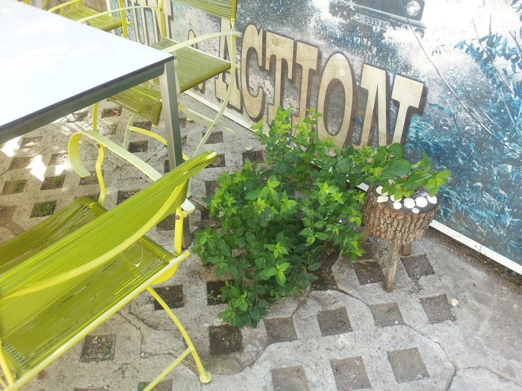 Old House Hostel Burgas ภายนอก รูปภาพ
